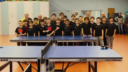 Dernier entrainement 2025 du mercredi de l'école de Tennis de Table suivi d'un gouter