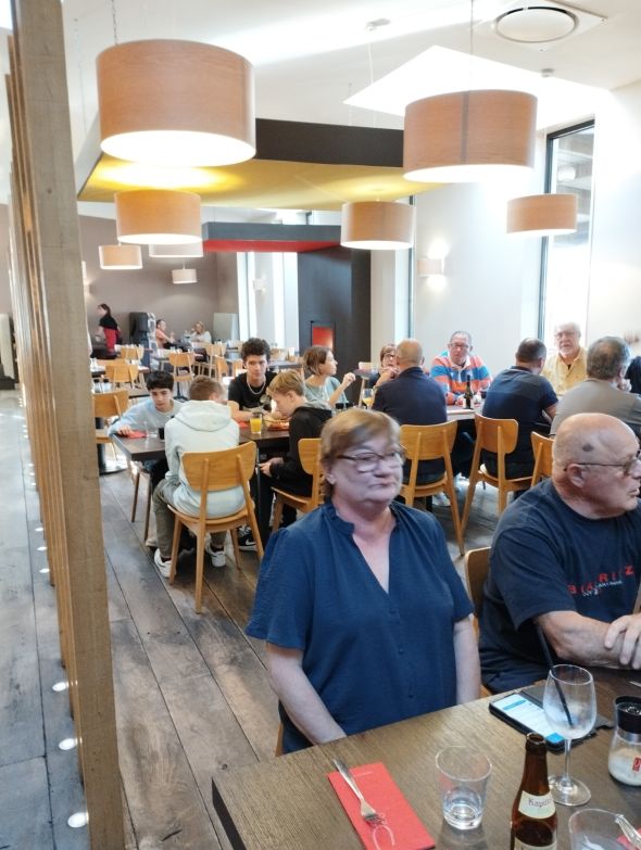 Repas de fin de saison des adhérents loisirs & jeunes de l'entrainement du "mercredi" chez notre sponsor le Restaurant MEUH